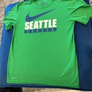 Nike Seattle Soccer Rave Green Dri-FIT Tee, sz Medium, EUC